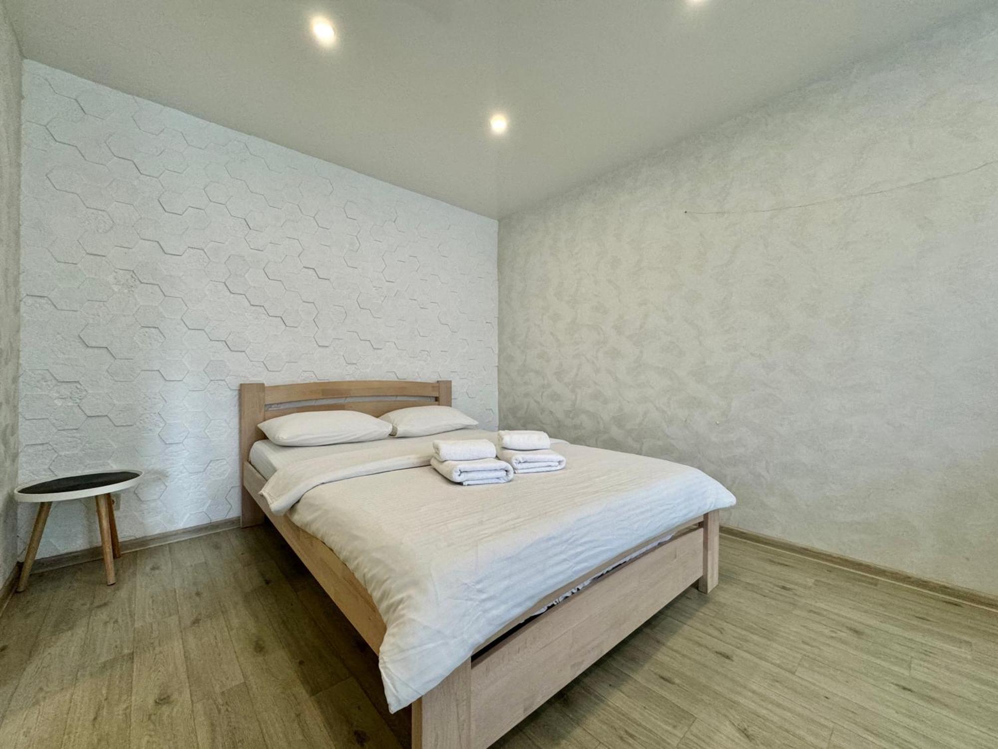 Apartpoltava Світлі Та Затишні Апартаменти В Скандинавському Стилі Центр Банківський Чек エクステリア 写真